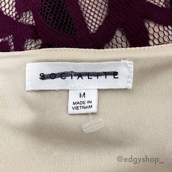 Socialite | Cap Sleeve Lace Shift Dress NWOT - Picture 4 of 6